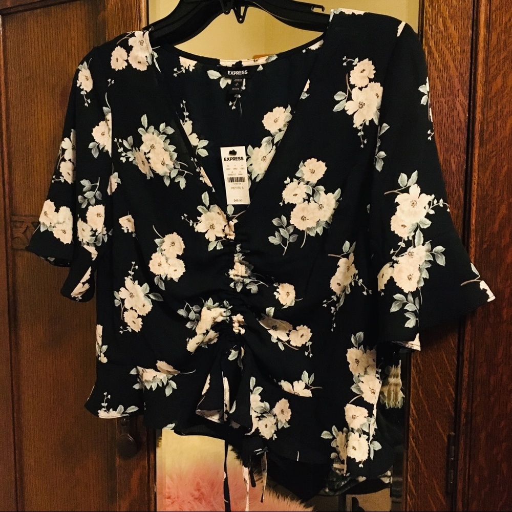 🛑SOLD🛑Express blouse - Picture 2 of 4